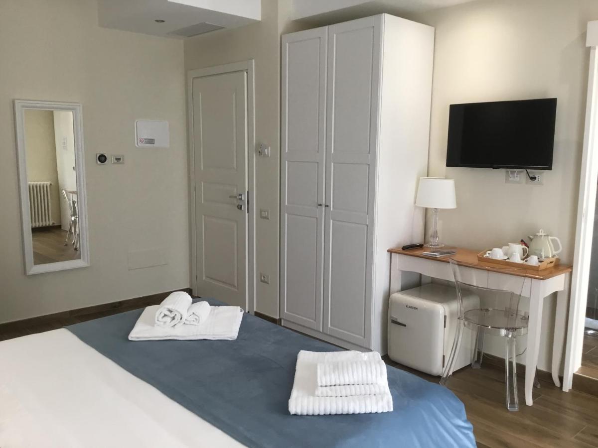 Cavaliere Suite & Rooms Матера Экстерьер фото