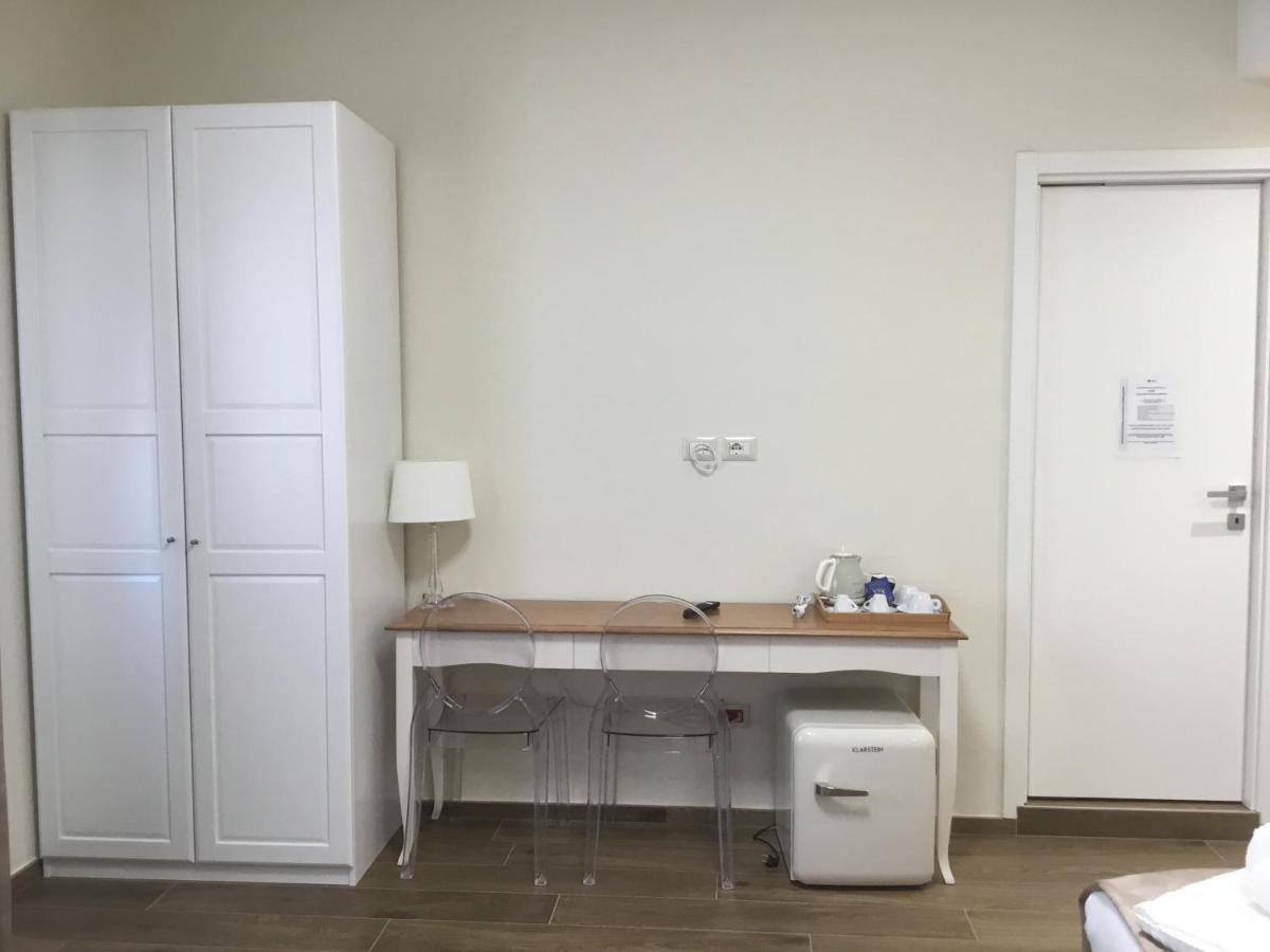 Cavaliere Suite & Rooms Матера Экстерьер фото