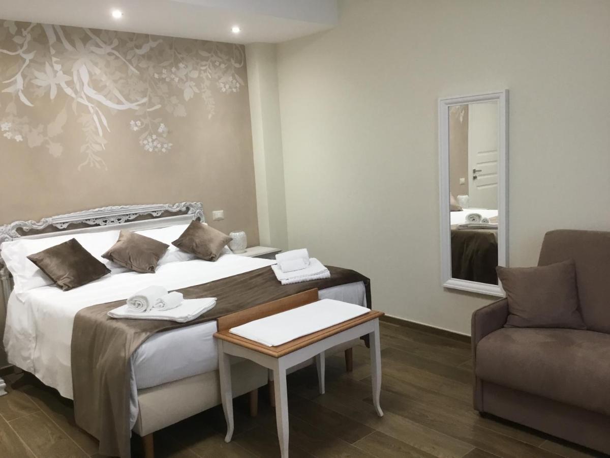 Cavaliere Suite & Rooms Матера Экстерьер фото