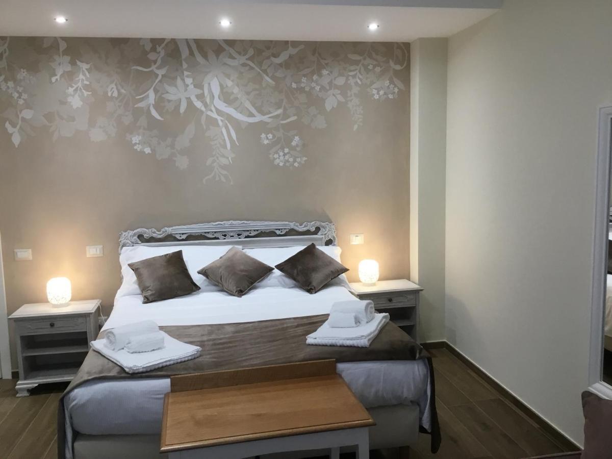 Cavaliere Suite & Rooms Матера Экстерьер фото