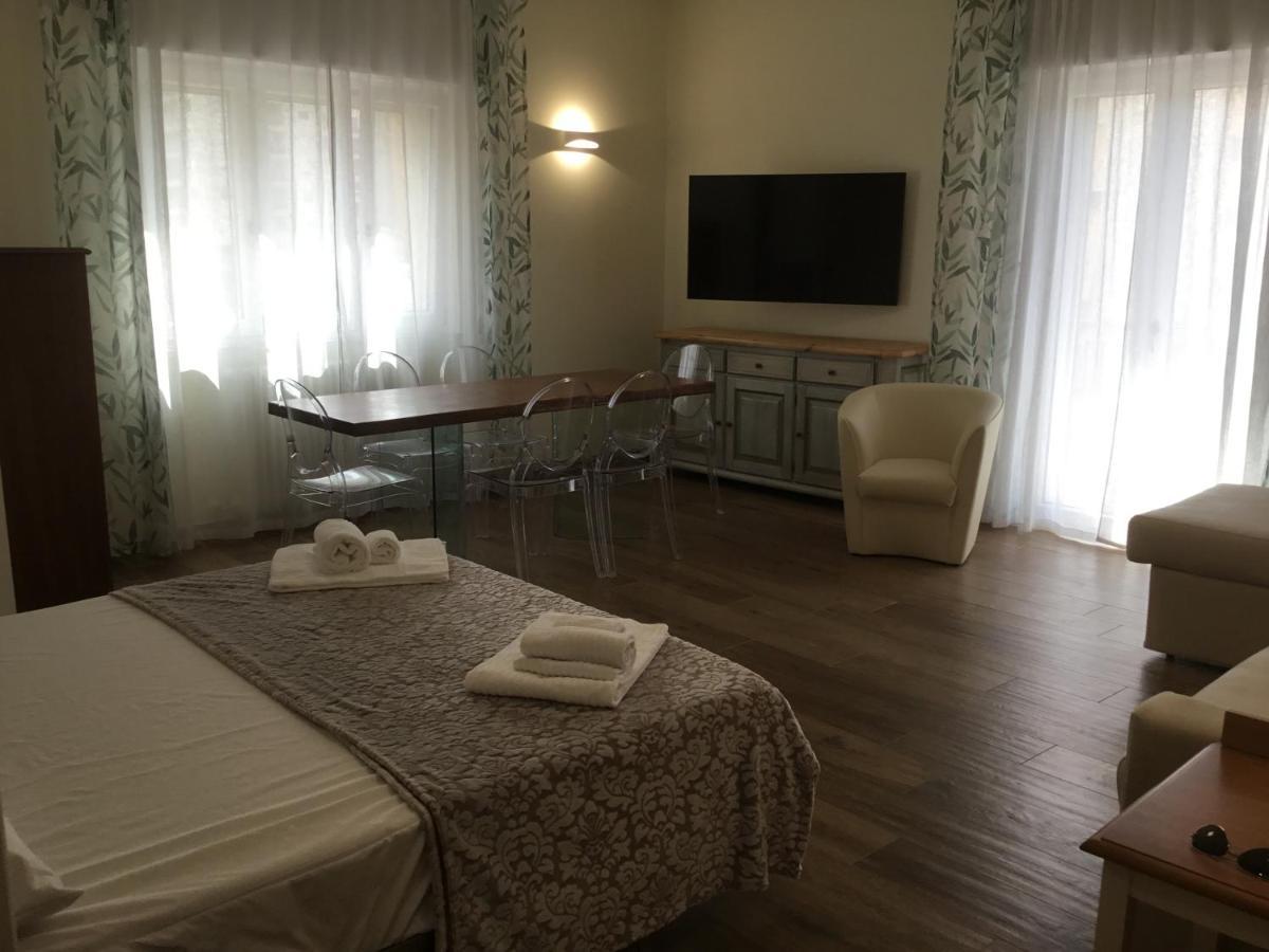 Cavaliere Suite & Rooms Матера Экстерьер фото