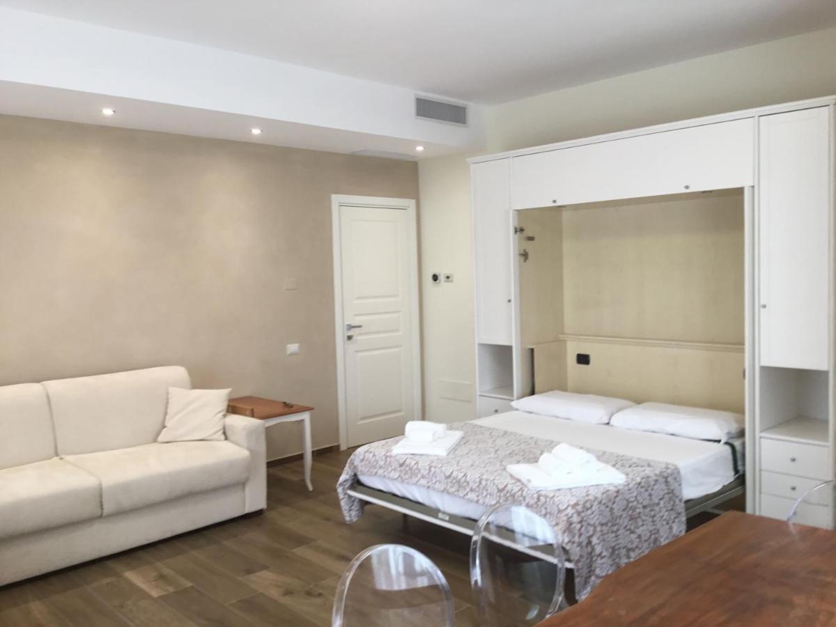 Cavaliere Suite & Rooms Матера Экстерьер фото